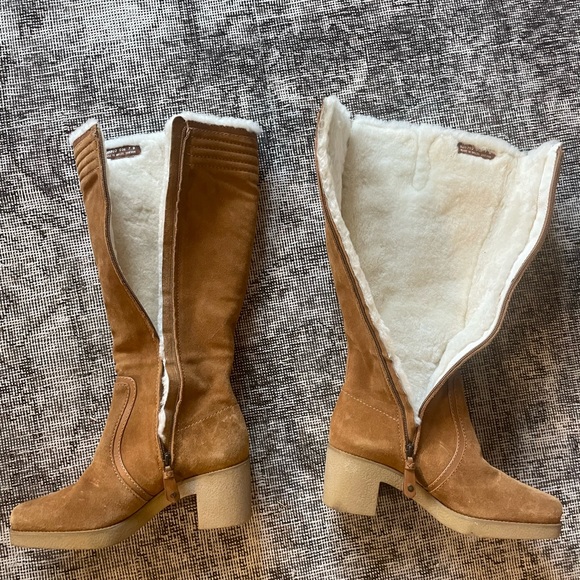 Brand new (no tags) Cole Haan suede and leather boots lined with fur. - Picture 4 of 10